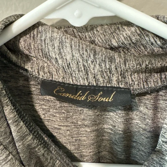 Candid Soul Gray Tie-able Sleeveless Blouse - Picture 3 of 8